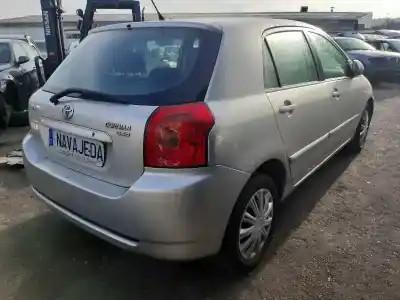 Veículo de Sucata toyota corolla (e12) 2.0 d-4d linea luna berlina do ano 2007 alimentado 1cd-ftv