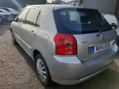 Veículo de Sucata toyota corolla (e12) 2.0 d-4d linea luna berlina do ano 2007 alimentado 1cd-ftv