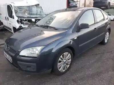 Veículo de Sucata ford focus berlina (cap) ambiente (d) do ano 2005 alimentado g8da