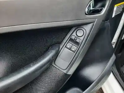 Vehicul casat citroen c4 grand picasso cool al anului 2012 alimentat 5fs