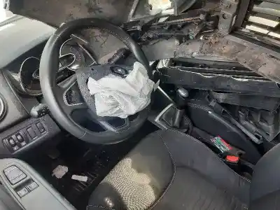 Veículo de Sucata renault clio iv limited do ano 2018 alimentado h4b408