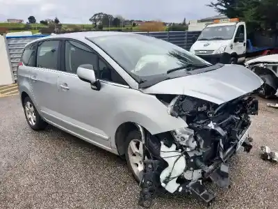 Vehículo de desguace peugeot 5008 premium del año 2011 con motor 9hr