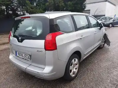 Vehículo de desguace peugeot 5008 premium del año 2011 con motor 9hr