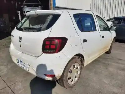 Veículo de Sucata dacia sandero access do ano 2018 alimentado b4de4