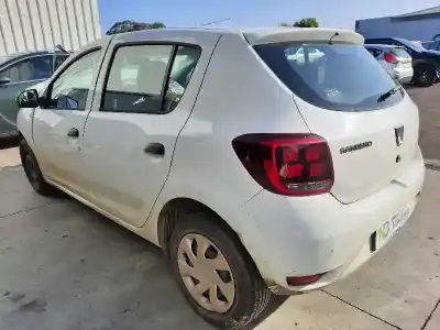 Veículo de Sucata dacia sandero access do ano 2018 alimentado b4de4