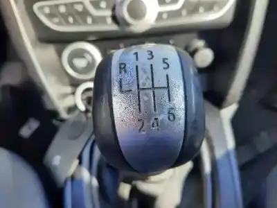 Vehicul casat renault koleos expression al anului 2011 alimentat m9r856