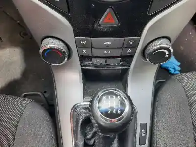 Veículo de Sucata chevrolet cruze ls do ano 2011 alimentado z20d1