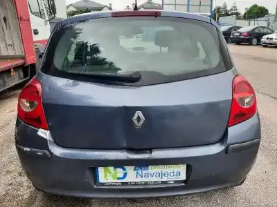 Veículo de Sucata renault clio iii dynamique do ano 2006 alimentado k9k766