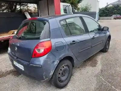 Veículo de Sucata renault clio iii dynamique do ano 2006 alimentado k9k766