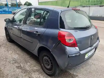 Veículo de Sucata renault clio iii dynamique do ano 2006 alimentado k9k766