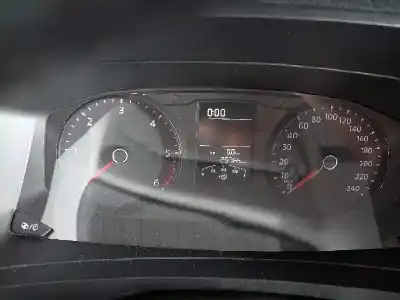 Sloopvoertuig volkswagen t6.1 transporter kombi (sh)  van het jaar 2019 aangedreven cxhb