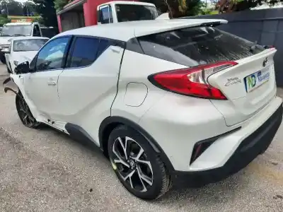 Veicolo di demolizione toyota c-hr 1.8 hibrido dell'anno 2020 alimentato 2zr
