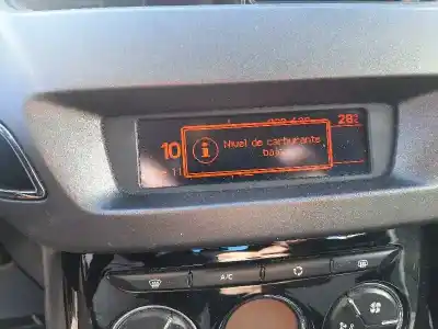 Sloopvoertuig citroen c3 live van het jaar 2015 aangedreven hm01