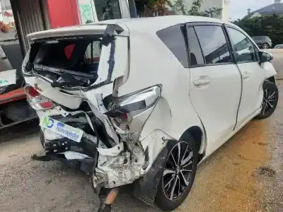 Veículo de Sucata toyota verso active do ano 2017 alimentado 1zr