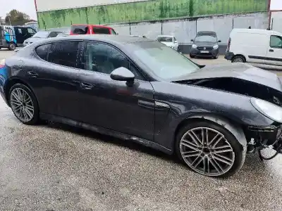 Scrapping Vehicle porsche panamera 4 of the year 2010 powered m4620