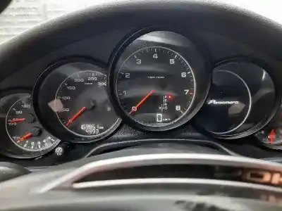 Scrapping Vehicle porsche panamera 4 of the year 2010 powered m4620