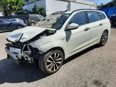 Veículo de Sucata fiat tipo ii (357) fam lounge do ano 2018 alimentado 940b7000