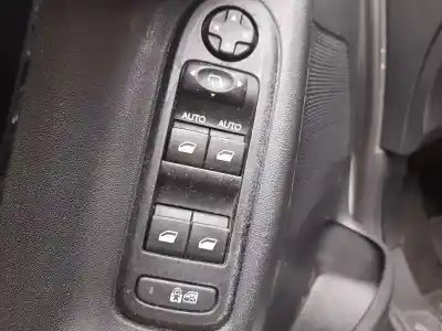 Veículo de Sucata citroen c3 collection do ano 2013 alimentado 8h01