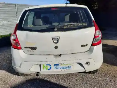 Veicolo di demolizione dacia sandero básico dell'anno 2009 alimentato d4f732