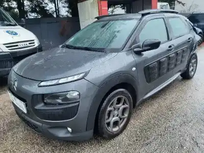 Здавання транспортного засобу citroen c4 cactus live року 2015 потужний 