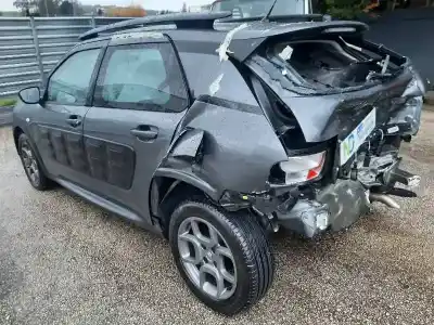 Здавання транспортного засобу citroen c4 cactus live року 2015 потужний 