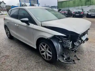 Veículo de Sucata seat ibiza (kj1) fr do ano 2019 alimentado dkrf