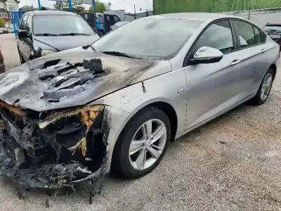 Veículo de Sucata opel insignia grand sport excellence do ano 2017 alimentado b16dth