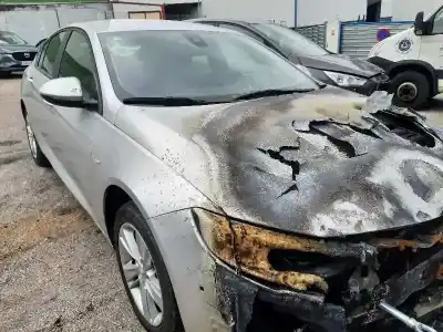 Veículo de Sucata opel insignia grand sport excellence do ano 2017 alimentado b16dth