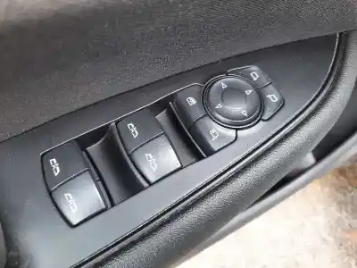 Veículo de Sucata opel insignia grand sport excellence do ano 2017 alimentado b16dth