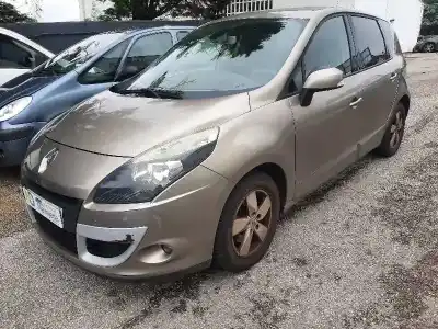 Sloopvoertuig renault scenic iii expression van het jaar 2009 aangedreven k9k832