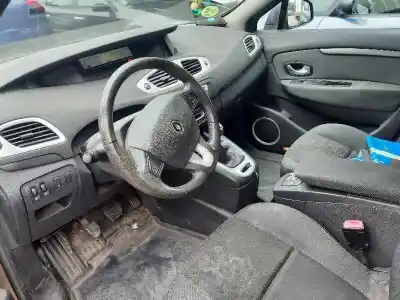 Sloopvoertuig renault scenic iii expression van het jaar 2009 aangedreven k9k832