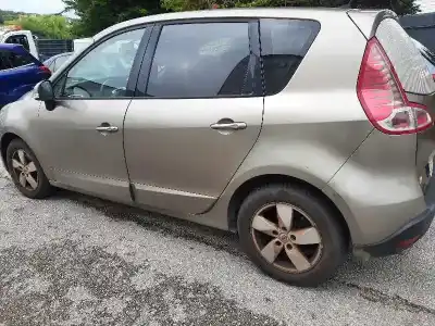 Sloopvoertuig renault scenic iii expression van het jaar 2009 aangedreven k9k832