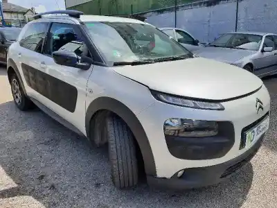 Здавання транспортного засобу citroen c4 cactus feel року 2015 потужний hm01