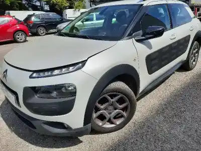 Здавання транспортного засобу citroen c4 cactus feel року 2015 потужний hm01