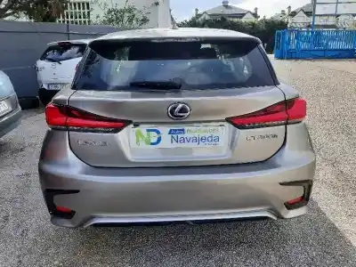 Veículo de Sucata lexus ct 200h do ano 2018 alimentado 2zr