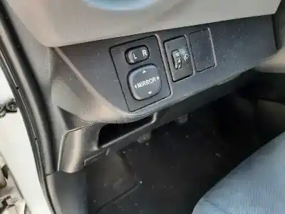 Veículo de Sucata toyota yaris city do ano 2015 alimentado 1krfe