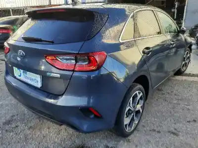 Veículo de Sucata kia ceed (cd) 1.6 crdi 136 do ano 2021 alimentado d4fe