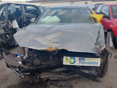 Veículo de Sucata HYUNDAI ELANTRA VI SEDÁN (AD, ADA)  do ano 2016 alimentado D4FB