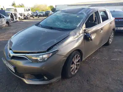 Veículo de Sucata toyota auris (_e18_) 1.2 (nre185_) do ano 2017 alimentado 8nr-fts