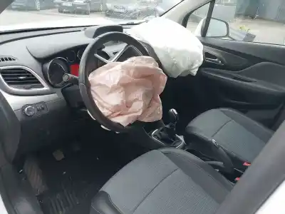Sloopvoertuig opel                                               mokka / mokka x (j13)                                                                                                                                                                                                                                      1.6 cdti (_76)                                                                                                                                                                                                                                             van het jaar 2016 aangedreven a 16 dth,b 16 dth,d 16 dth