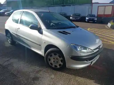 Здавання транспортного засобу peugeot 206 fastback (2a/c) 1.4 i року 2005 потужний kfw (tu3a),kfw (tu3jp),kfx (tu3jp)