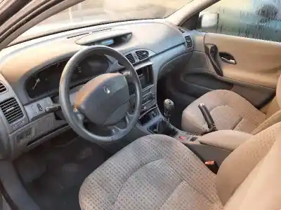 Véhicule à la ferraille renault laguna ii (bg0/1_) 2.2 dci (bg0f) de l'année 2003 alimenté g9td7