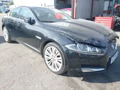 Veículo de Sucata jaguar                                             xf i (x250)                                                                                                                                                                                                                                                3.0 d                                                                                                                                                                                                                                                      do ano 2014 alimentado 306dt(ajtdv6)