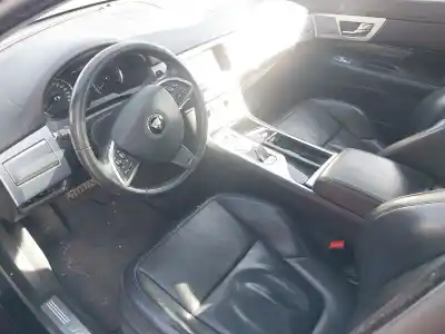 Veículo de Sucata jaguar                                             xf i (x250)                                                                                                                                                                                                                                                3.0 d                                                                                                                                                                                                                                                      do ano 2014 alimentado 306dt(ajtdv6)
