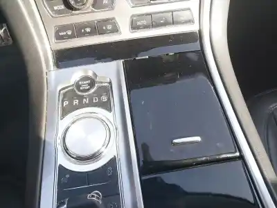 Veículo de Sucata jaguar                                             xf i (x250)                                                                                                                                                                                                                                                3.0 d                                                                                                                                                                                                                                                      do ano 2014 alimentado 306dt(ajtdv6)