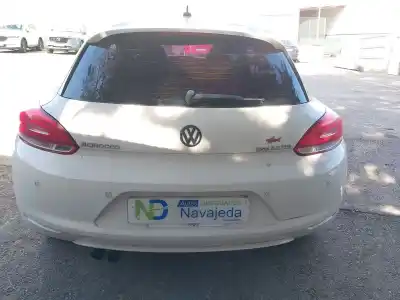 Veicolo di demolizione volkswagen scirocco iii (137, 138) 2.0 tdi dell'anno 2011 alimentato cbdb,cfhc