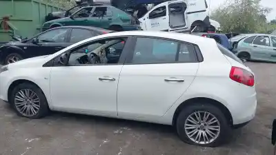 Véhicule à la ferraille fiat bravo ii (198_) 1.6 d multijet (198axh1b) de l'année 2012 alimenté 198 a3.000,844 a3.000