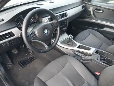 Scrapping Vehicle BMW 3 (E90)  of the year 2007 powered M47 D20 (204D4)