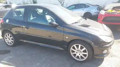 Здавання транспортного засобу peugeot 206 fastback (2a/c) 1.6 hdi 110 року 2004 потужний 9hz