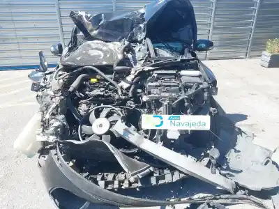 Verschrottungsfahrzeug RENAULT MEGANE III FASTBACK (BZ0/1_, B3_)  des Jahres 2012 angetrieben H5F 400,H5F 408
